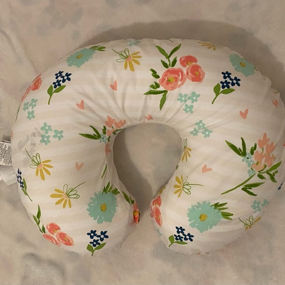 Boppy pillow - Picture 3 of 4